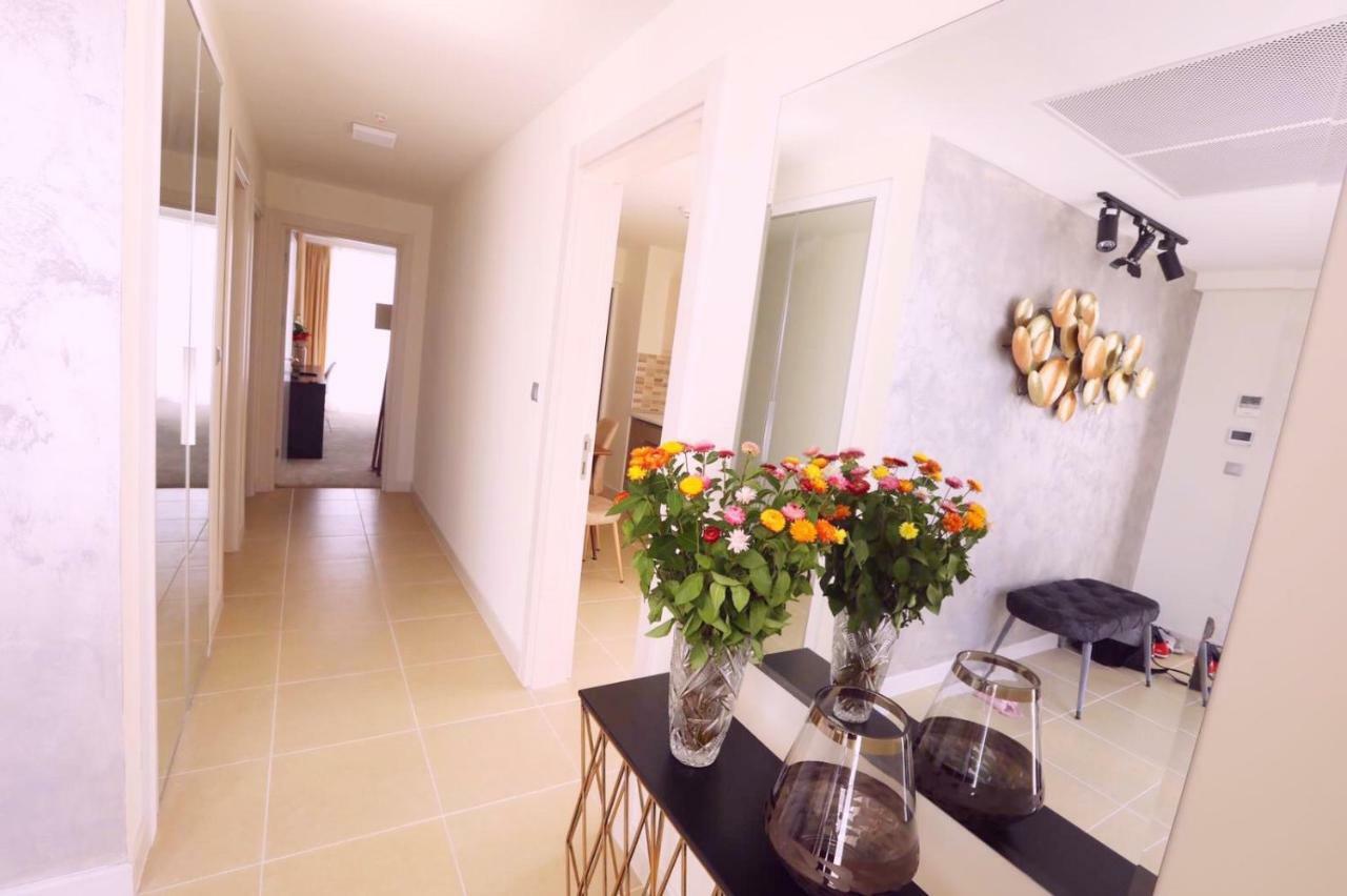 33Rd Floor Luxury Apartment Spa & Fitness Skopie Exterior foto